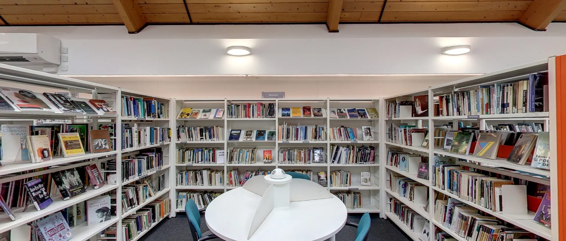 The library at Kingston Grammar School - a view from our 360° virtual tour