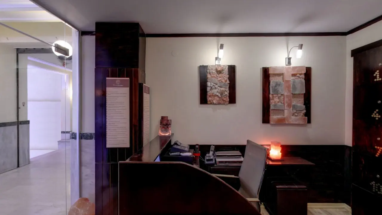 Crystalotherapy Salt Cave, Athens - preview