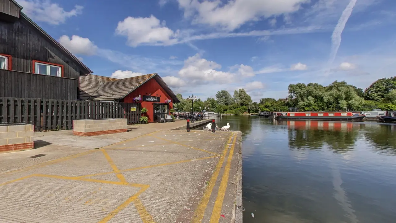 Lock & Quay Restaurant and Bar, Yeading, Middlesex - preview