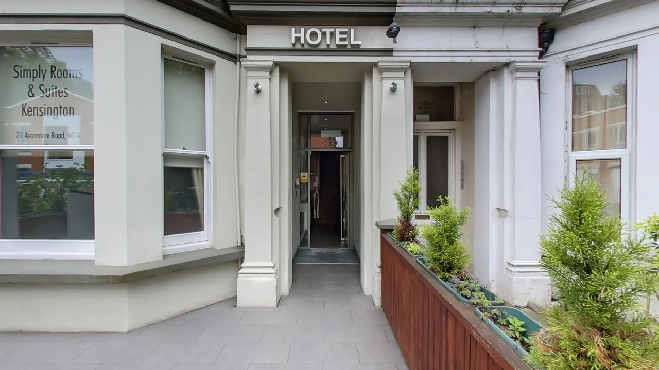 Simply Room Sandsuites, London - preview
